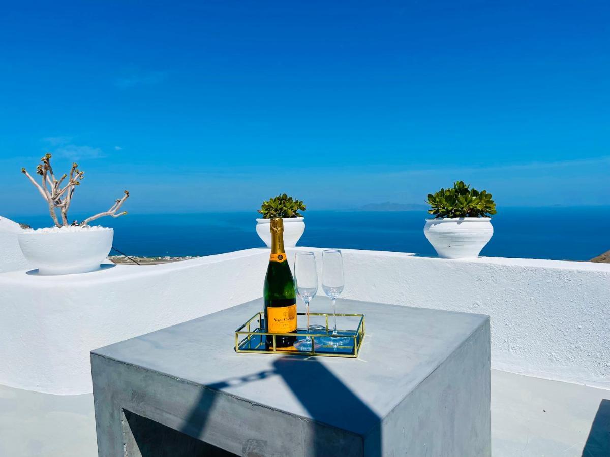 Villa Kastelli88 Santorini Pyrgos מראה חיצוני תמונה