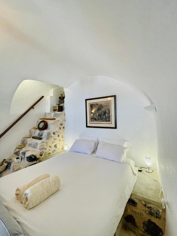 Villa Kastelli88 Santorini Pyrgos מראה חיצוני תמונה