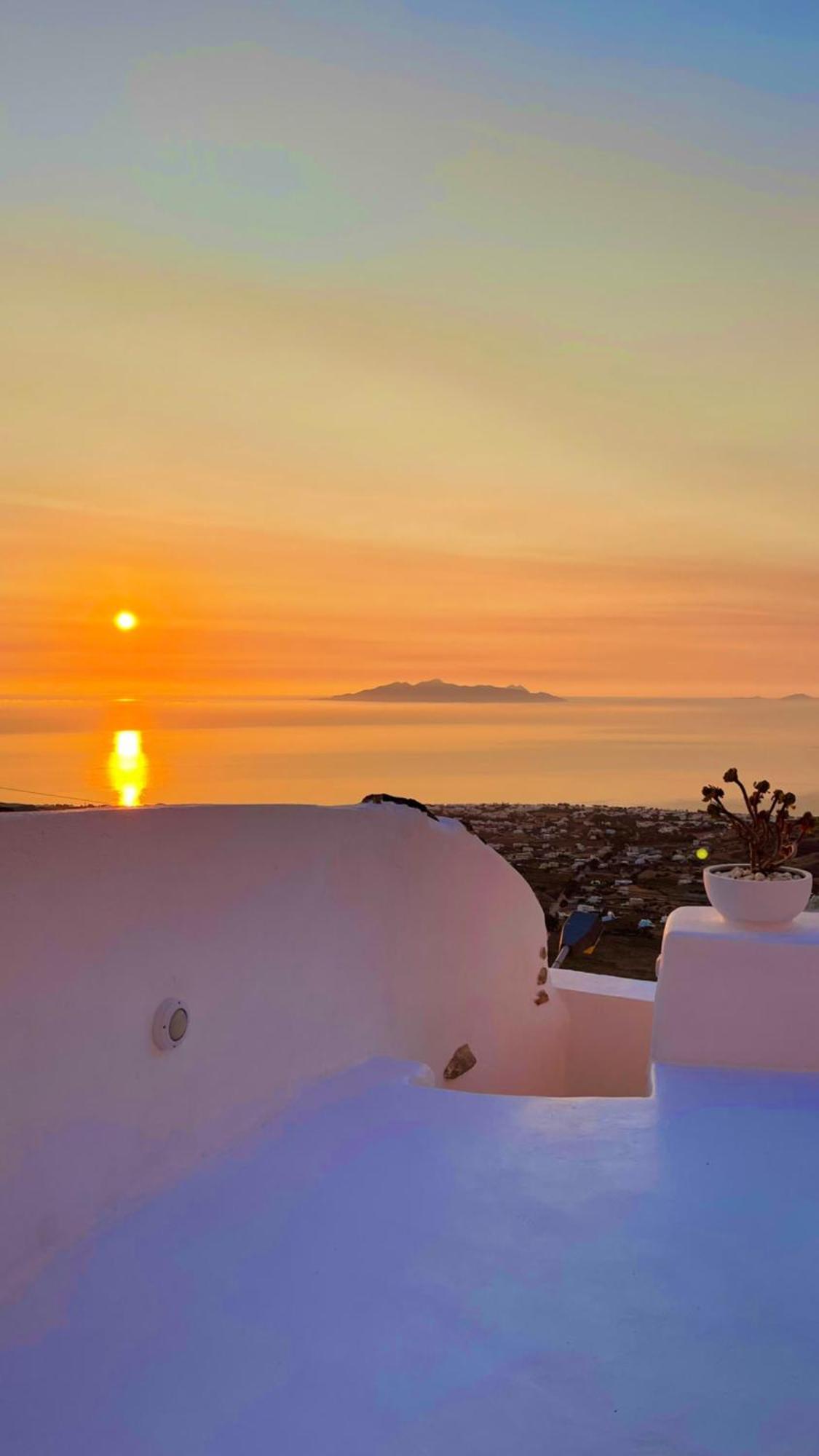Villa Kastelli88 Santorini Pyrgos מראה חיצוני תמונה